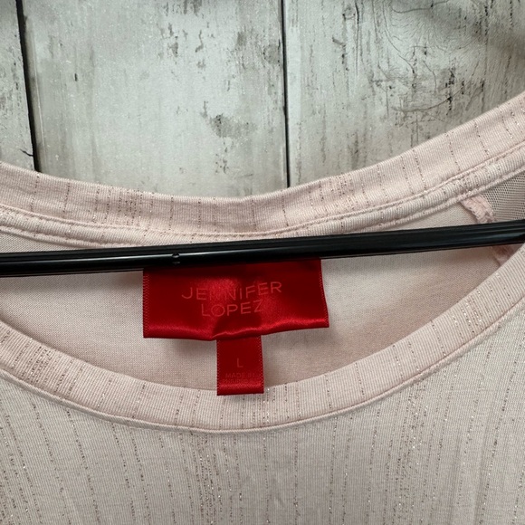 Women’s top - Picture 3 of 5